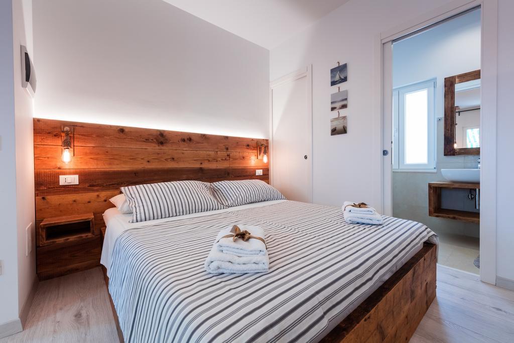 Apartments Sole Komiža Eksteriør bilde